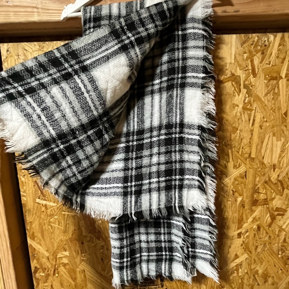 Plaid Blanket Scarf